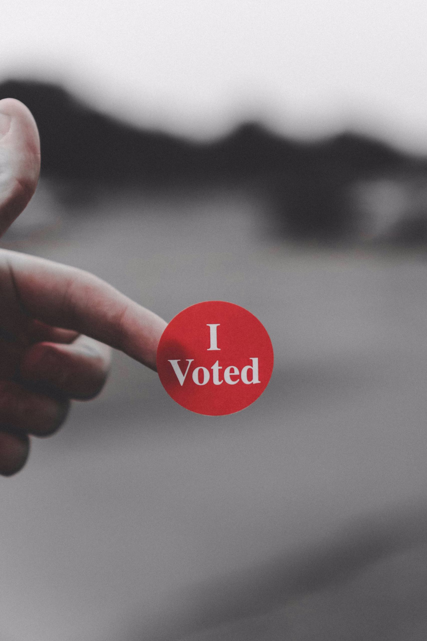 Ten newsrooms team up on nonpartisan 2026 voter guide